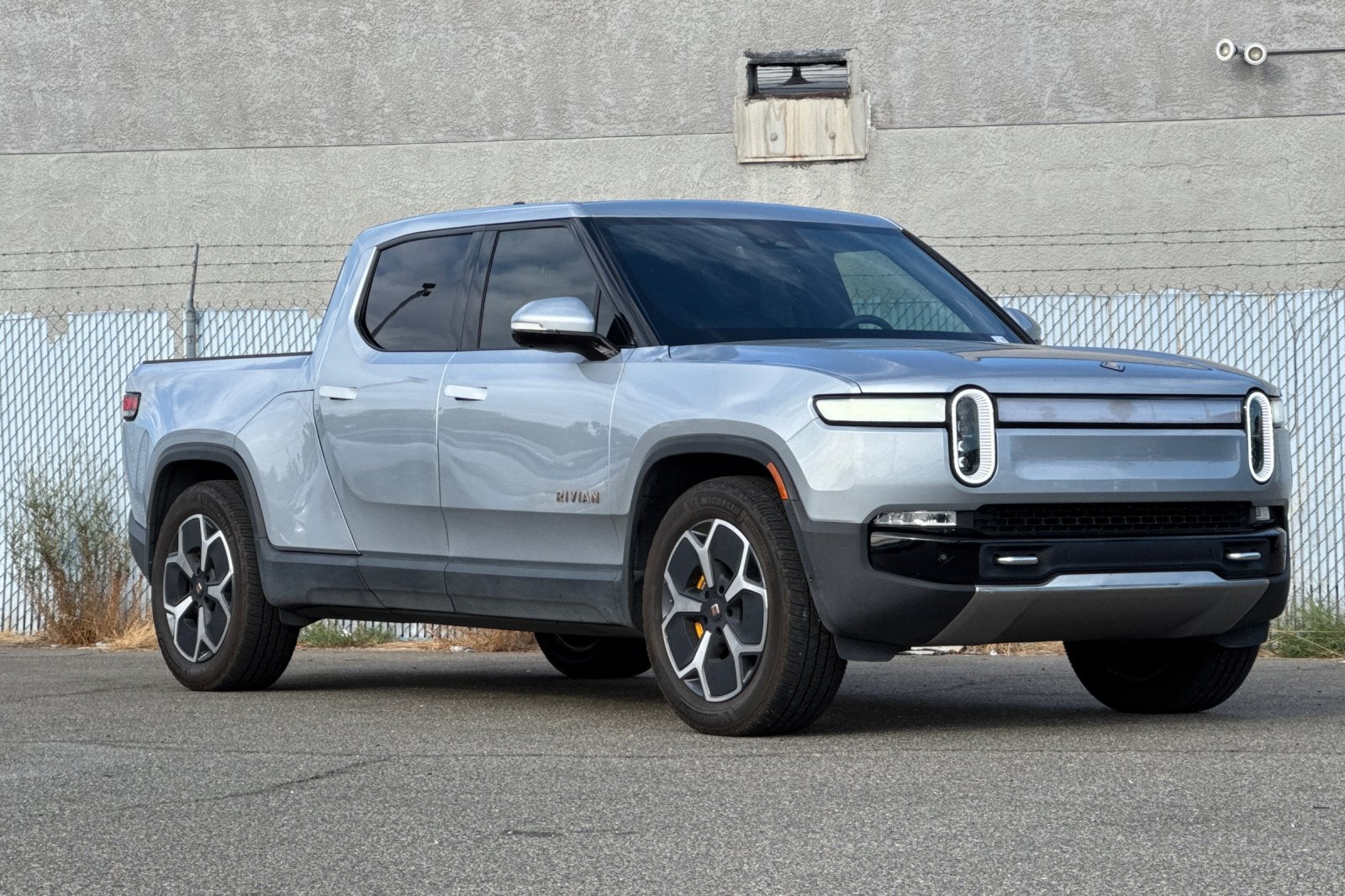 2022 Rivian R1T Adventure Package