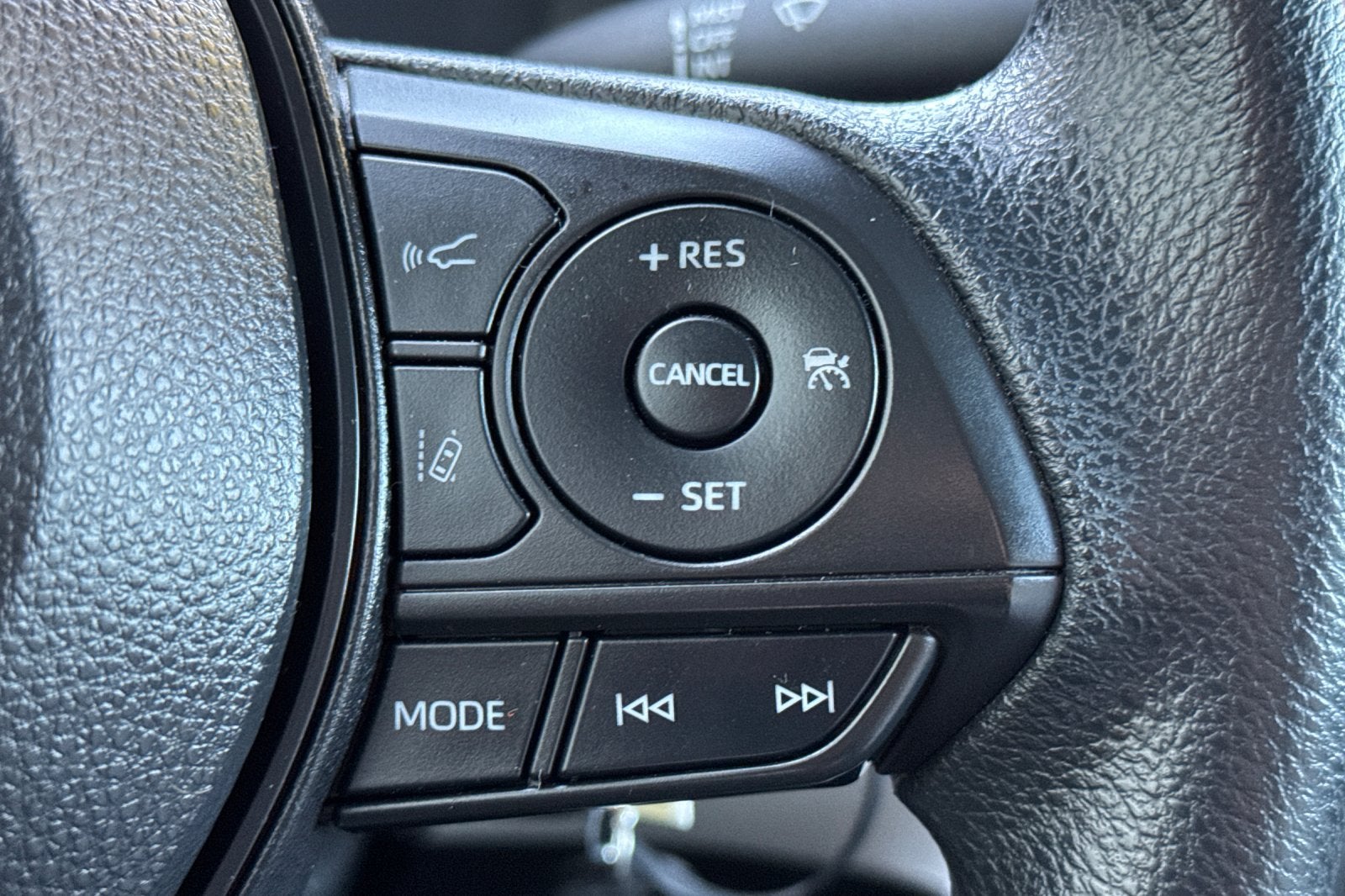 2022 Toyota Corolla Cross L