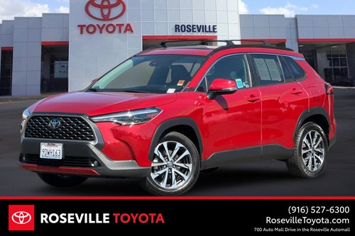 2022 Toyota Corolla Cross XLE