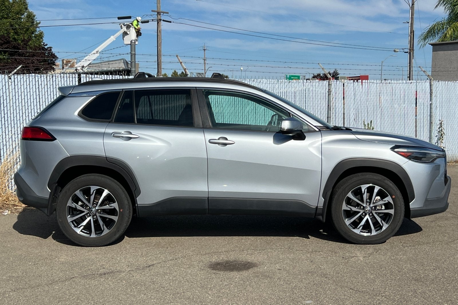 2023 Toyota Corolla Cross XLE