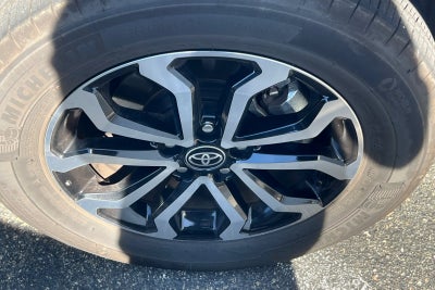 2025 Toyota Corolla Cross Hybrid SE