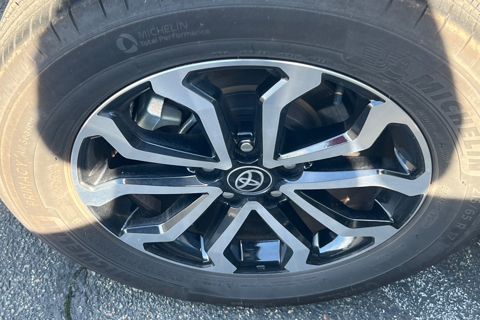 2025 Toyota Corolla Cross Hybrid SE