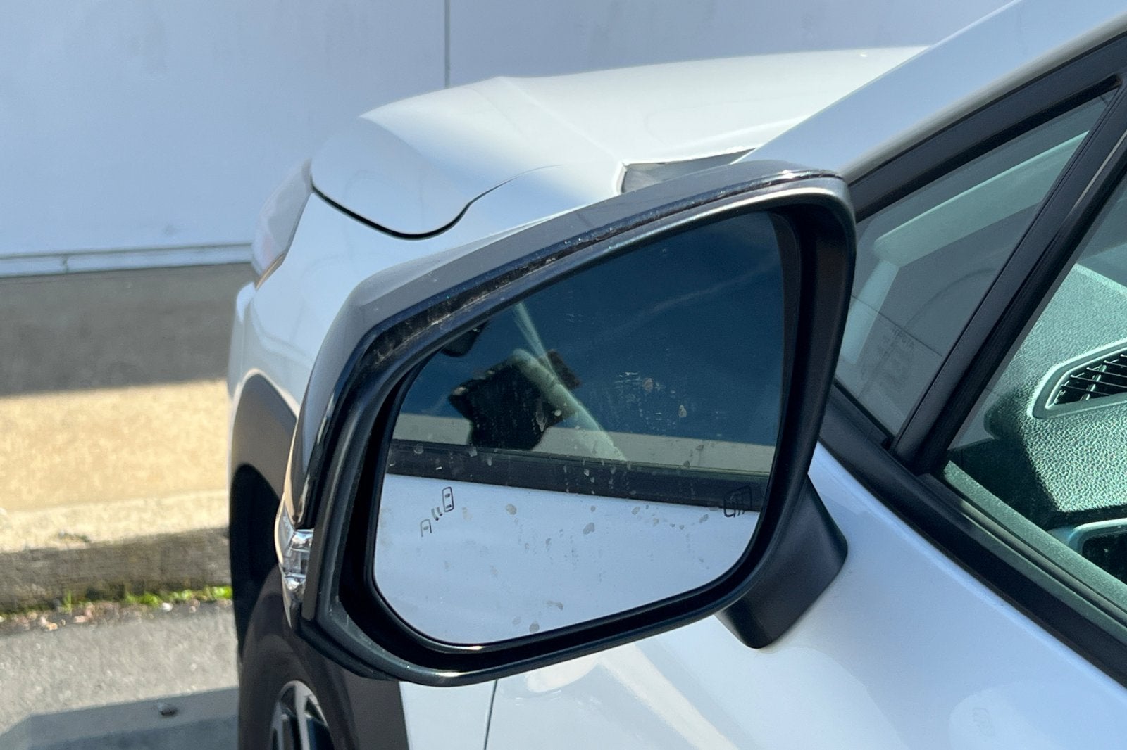 2025 Toyota Corolla Cross Hybrid SE