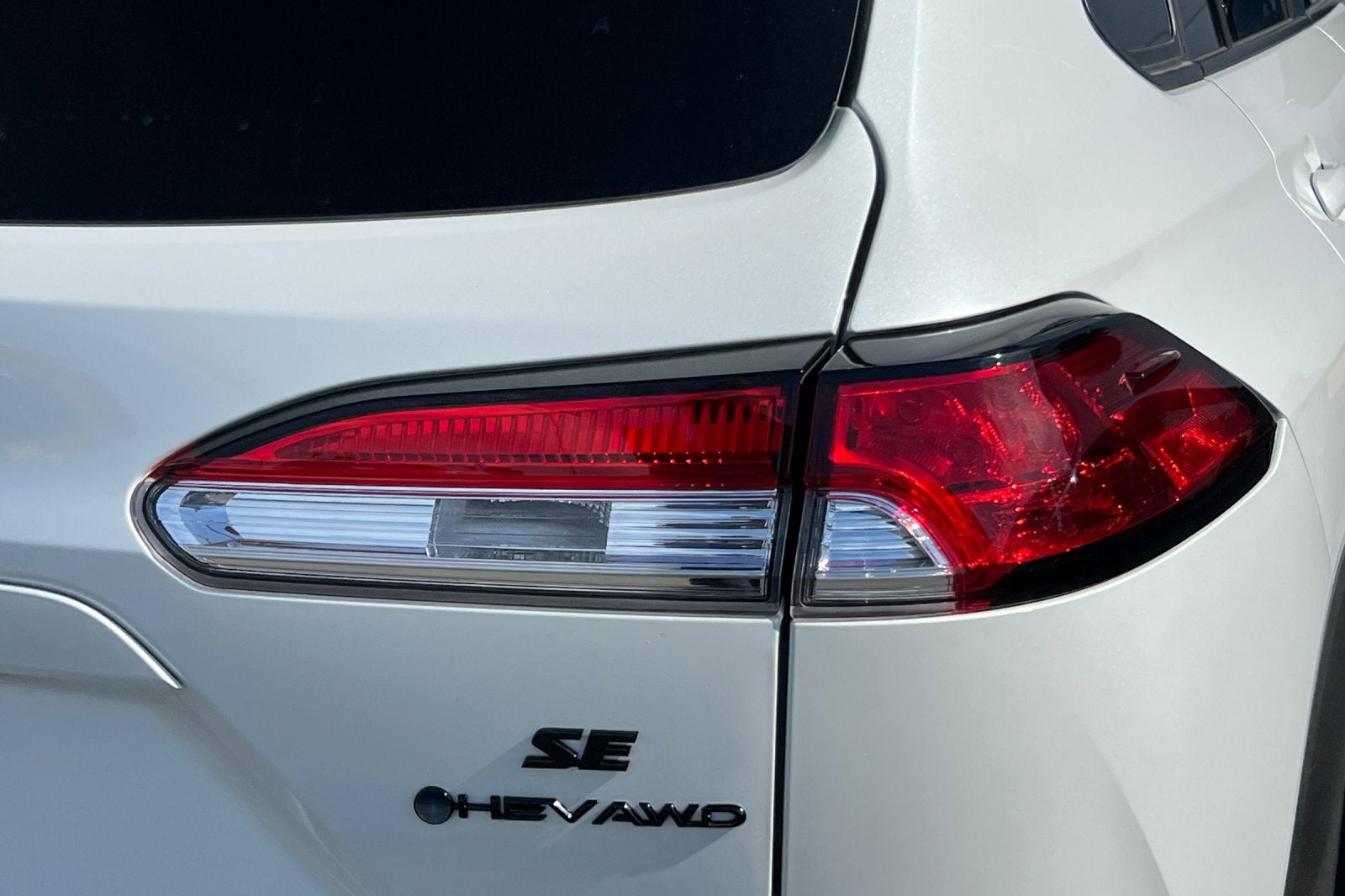 2025 Toyota Corolla Cross Hybrid SE