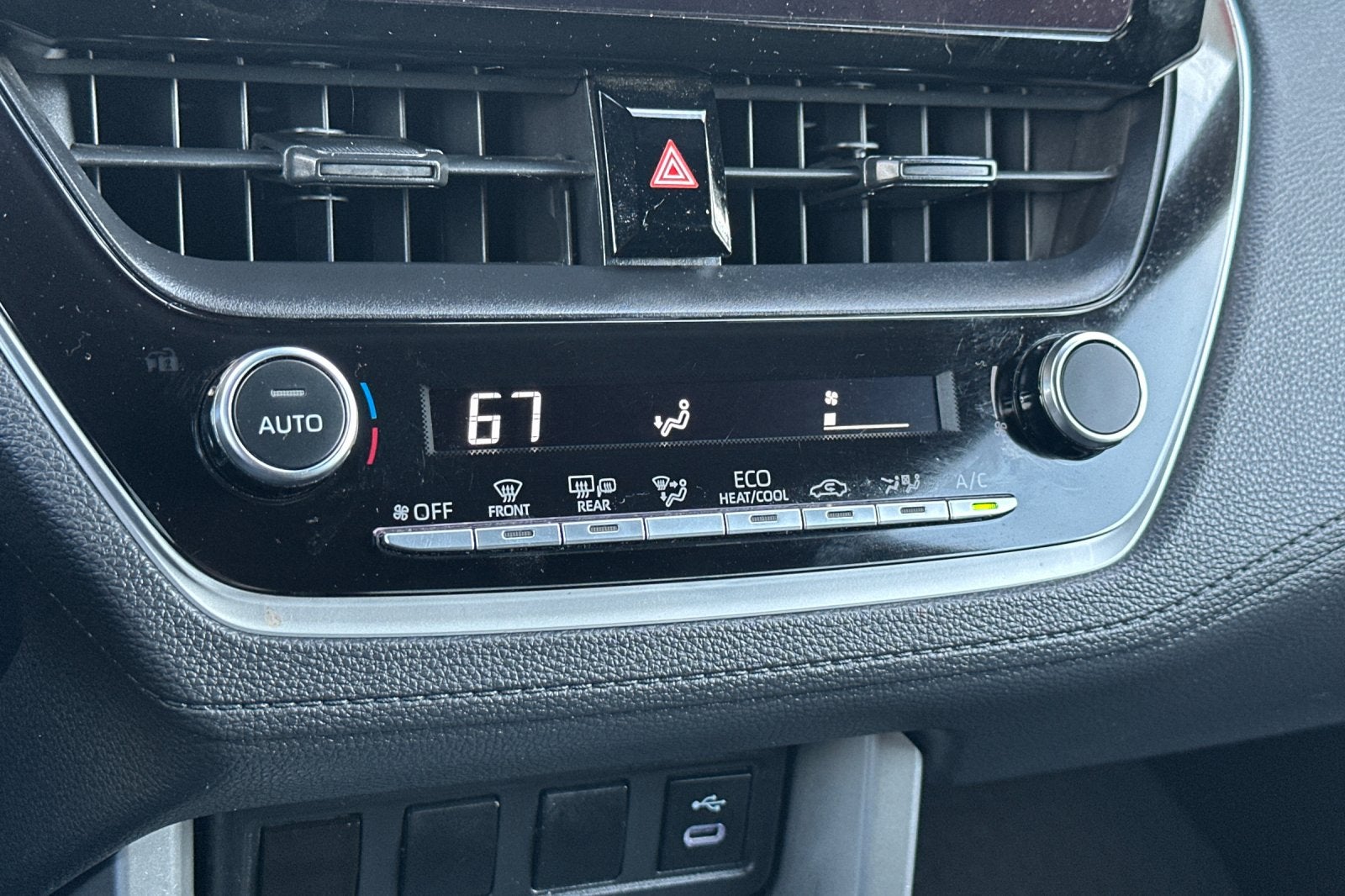 2023 Toyota Corolla Cross Hybrid SE