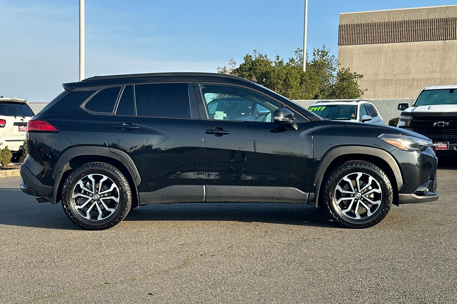 2023 Toyota Corolla Cross Hybrid SE