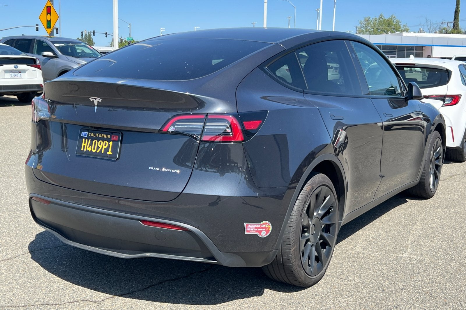 2024 Tesla Model Y Long Range