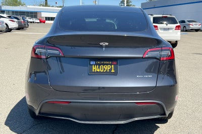 2024 Tesla Model Y Long Range