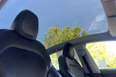 2026 Tesla Model Y Base