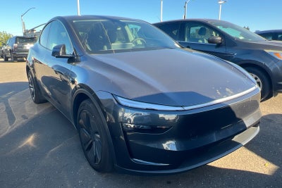 2026 Tesla Model Y Base