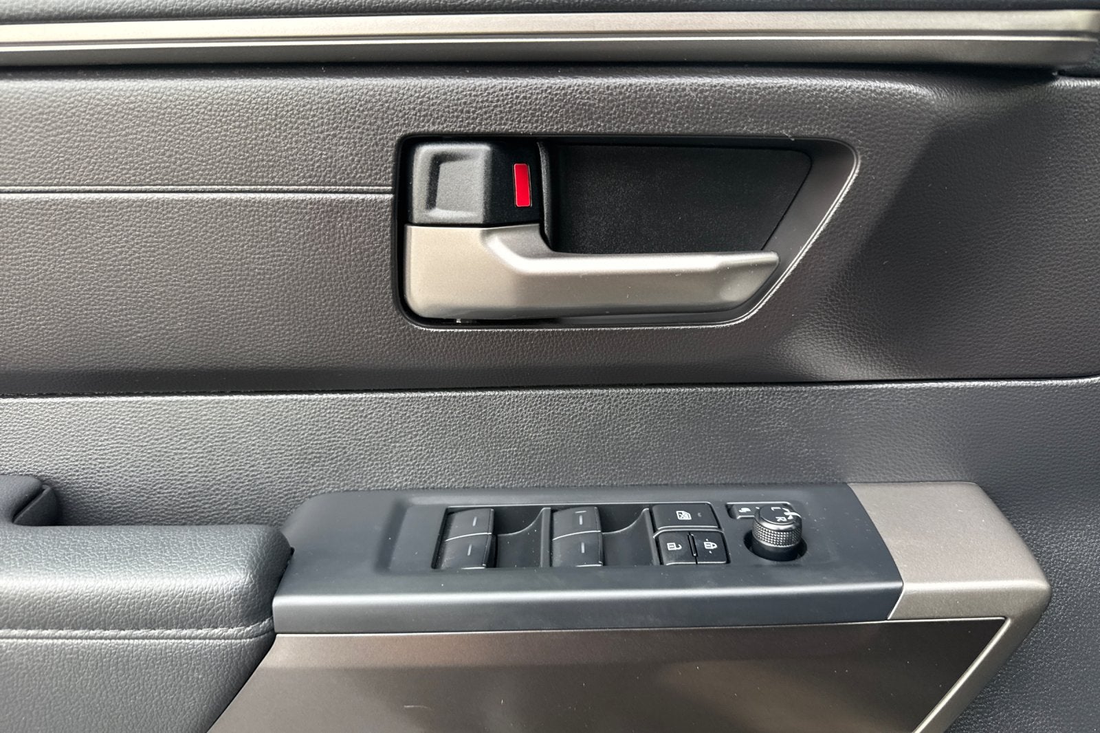 2026 Toyota Sequoia SR5