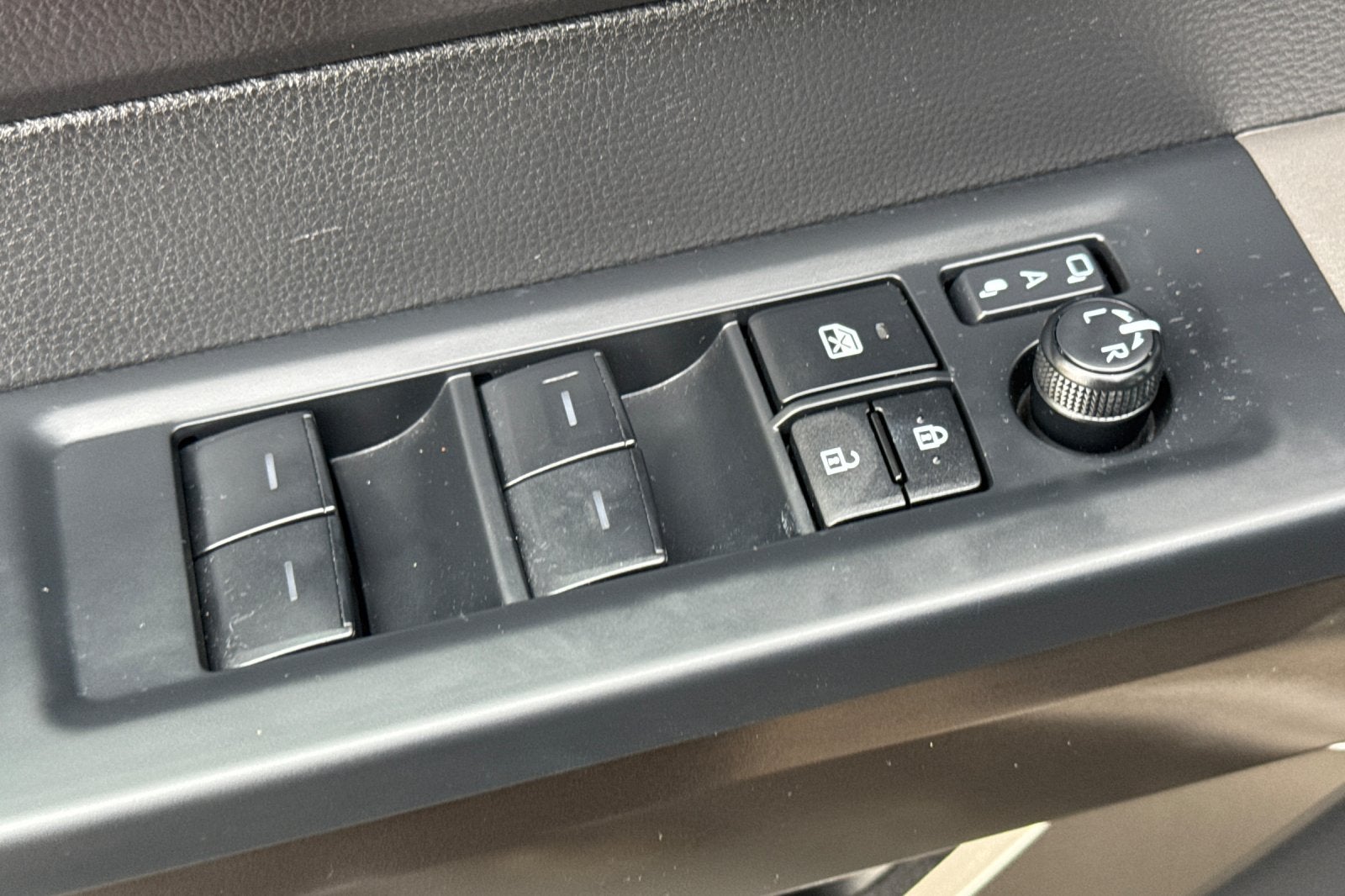 2026 Toyota Sequoia SR5
