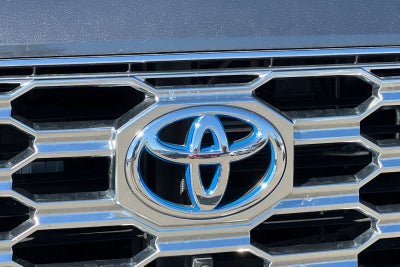 2024 Toyota Sequoia Capstone