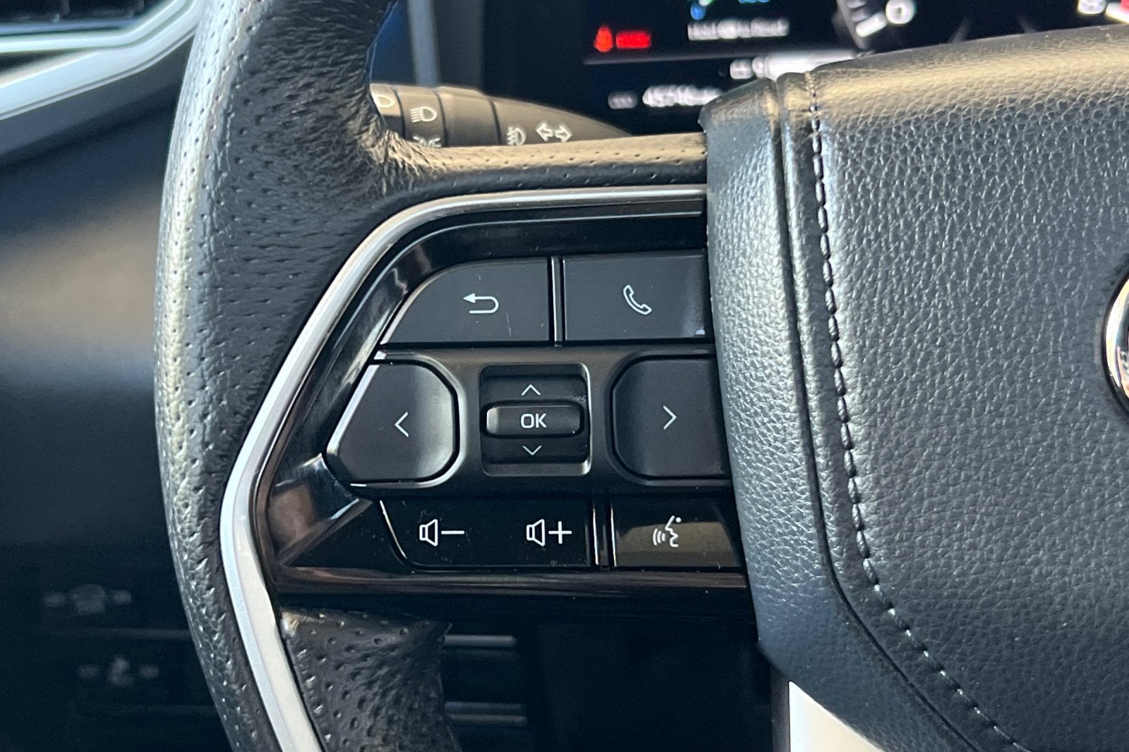 2023 Toyota Sequoia Platinum