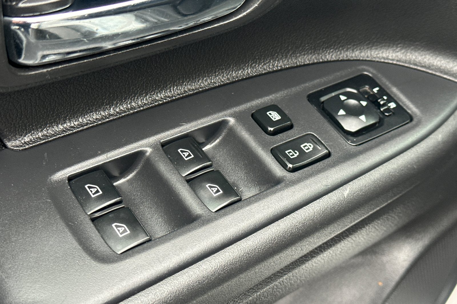 2019 Mitsubishi Outlander ES