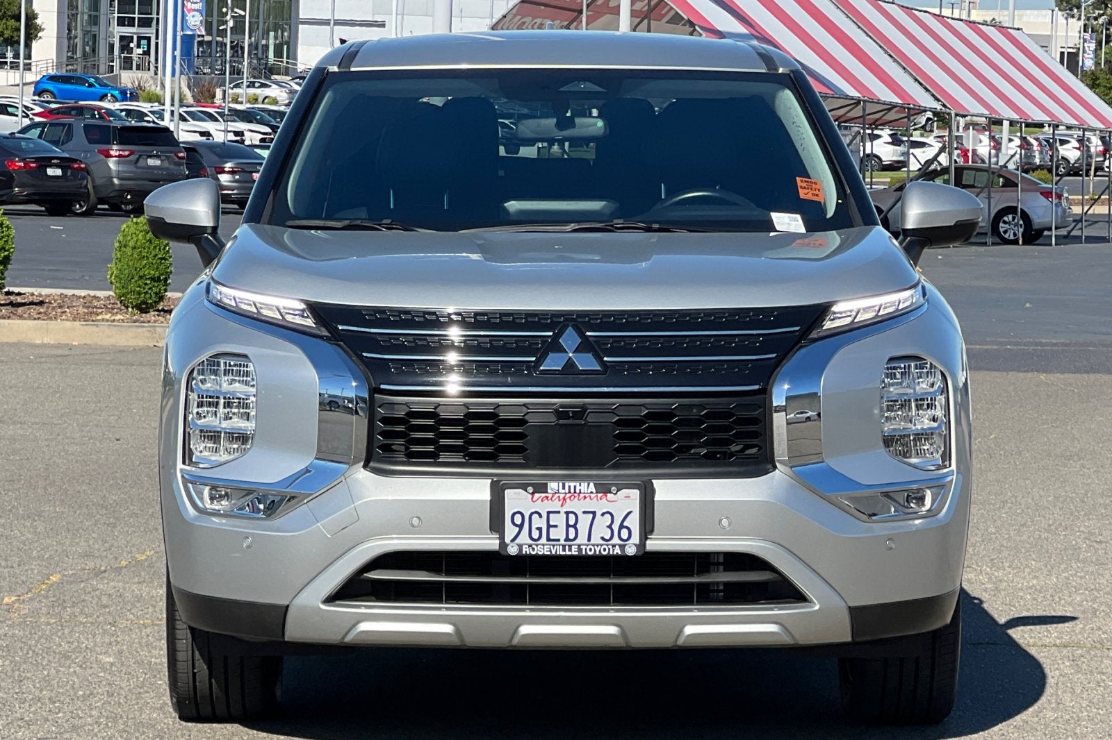 2023 Mitsubishi Outlander SE