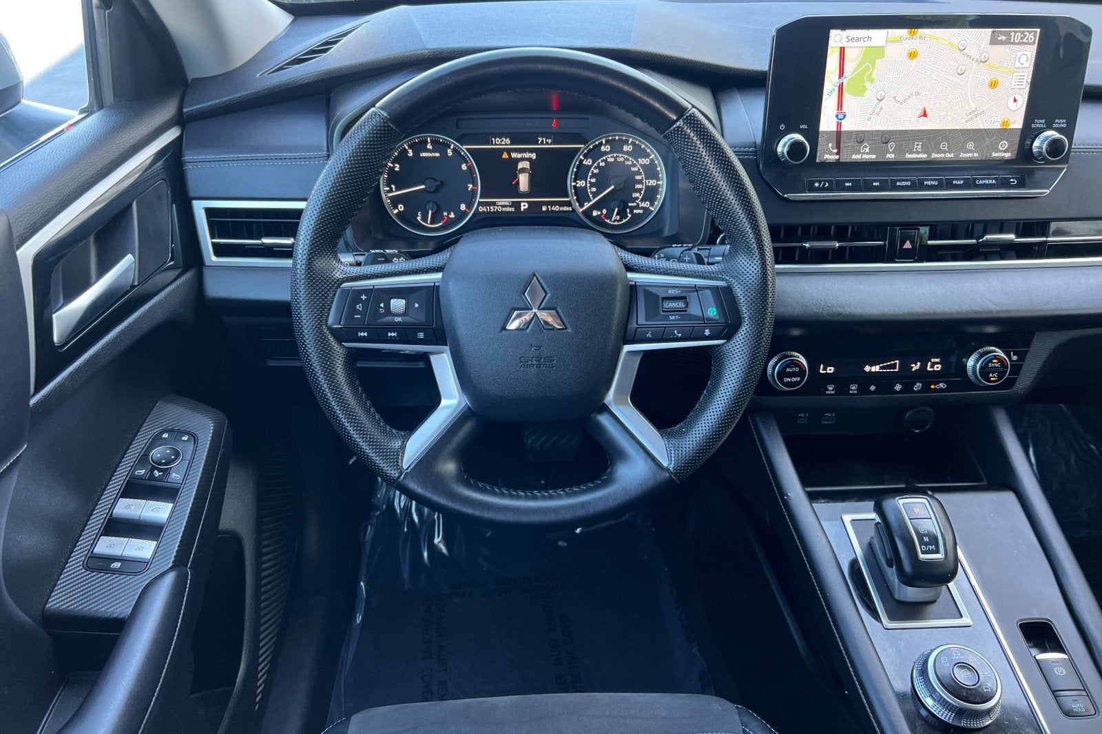 2023 Mitsubishi Outlander SE