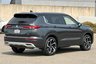 2024 Mitsubishi Outlander SEL