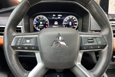 2024 Mitsubishi Outlander SEL