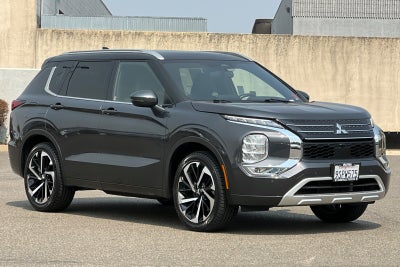 2024 Mitsubishi Outlander SEL