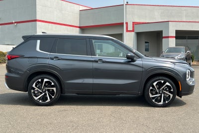 2024 Mitsubishi Outlander SEL