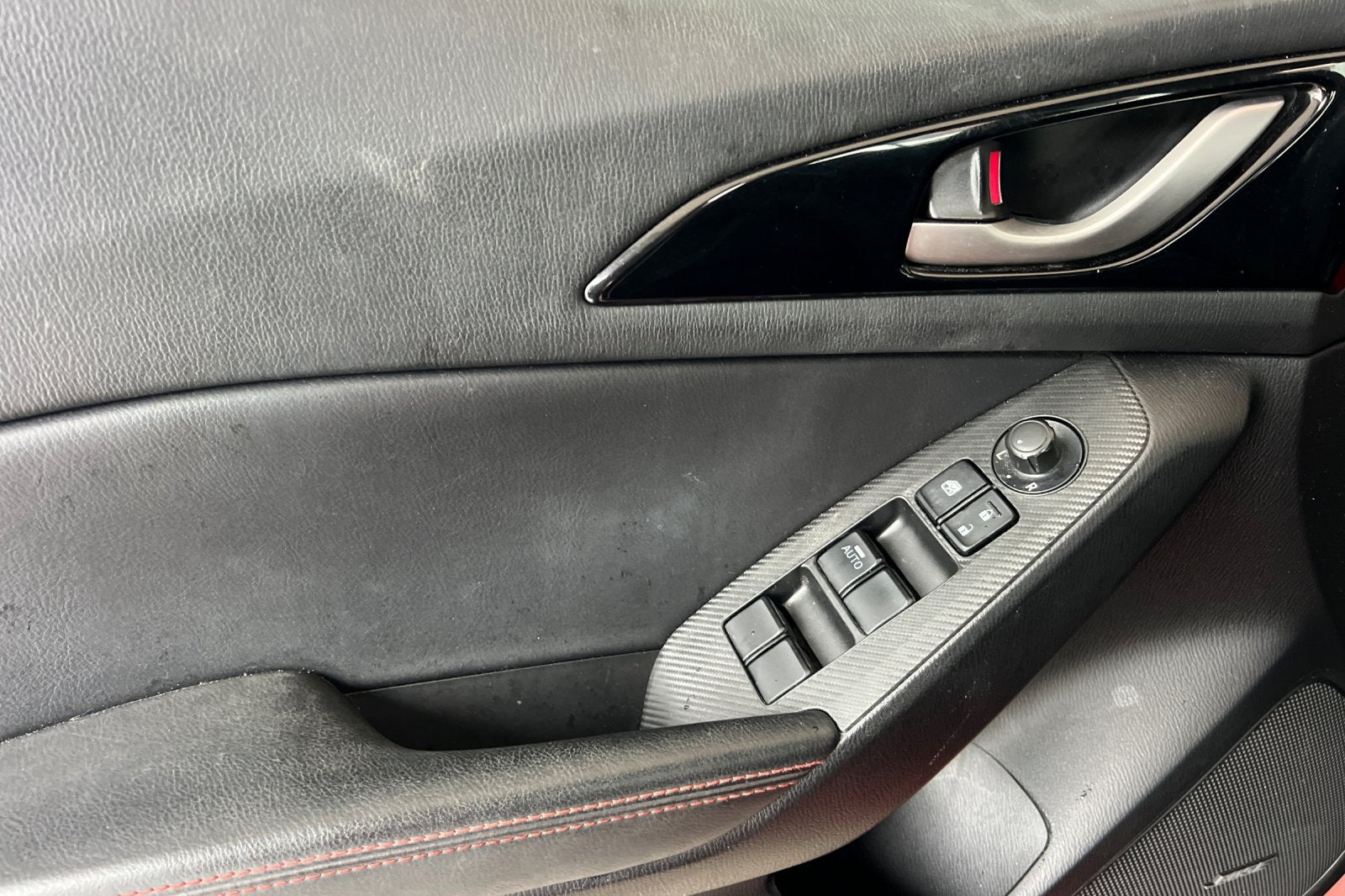 2016 Mazda Mazda3 i Grand Touring