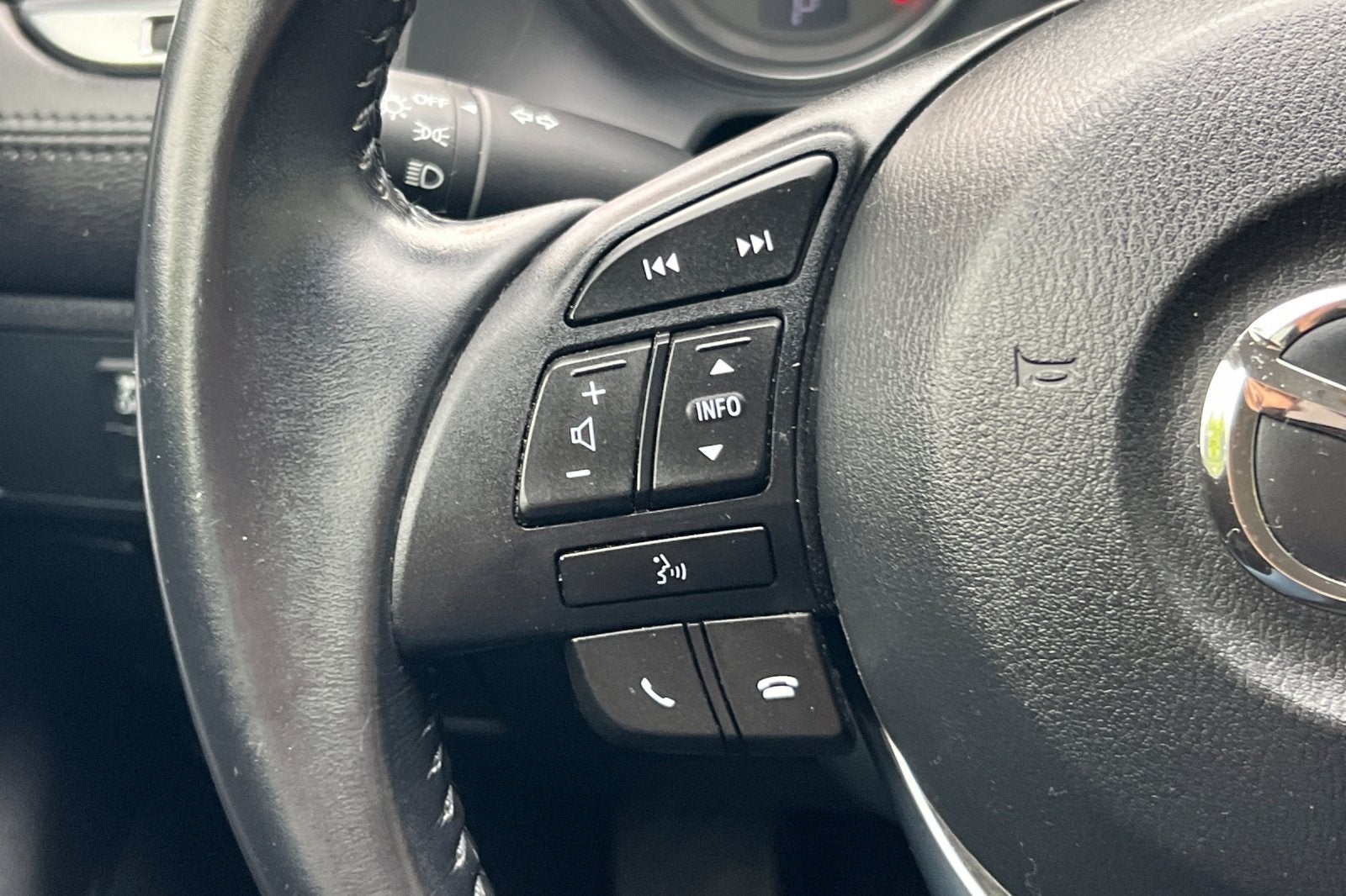 2016 Mazda Mazda6 i Sport