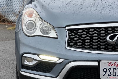 2017 INFINITI QX50 Base