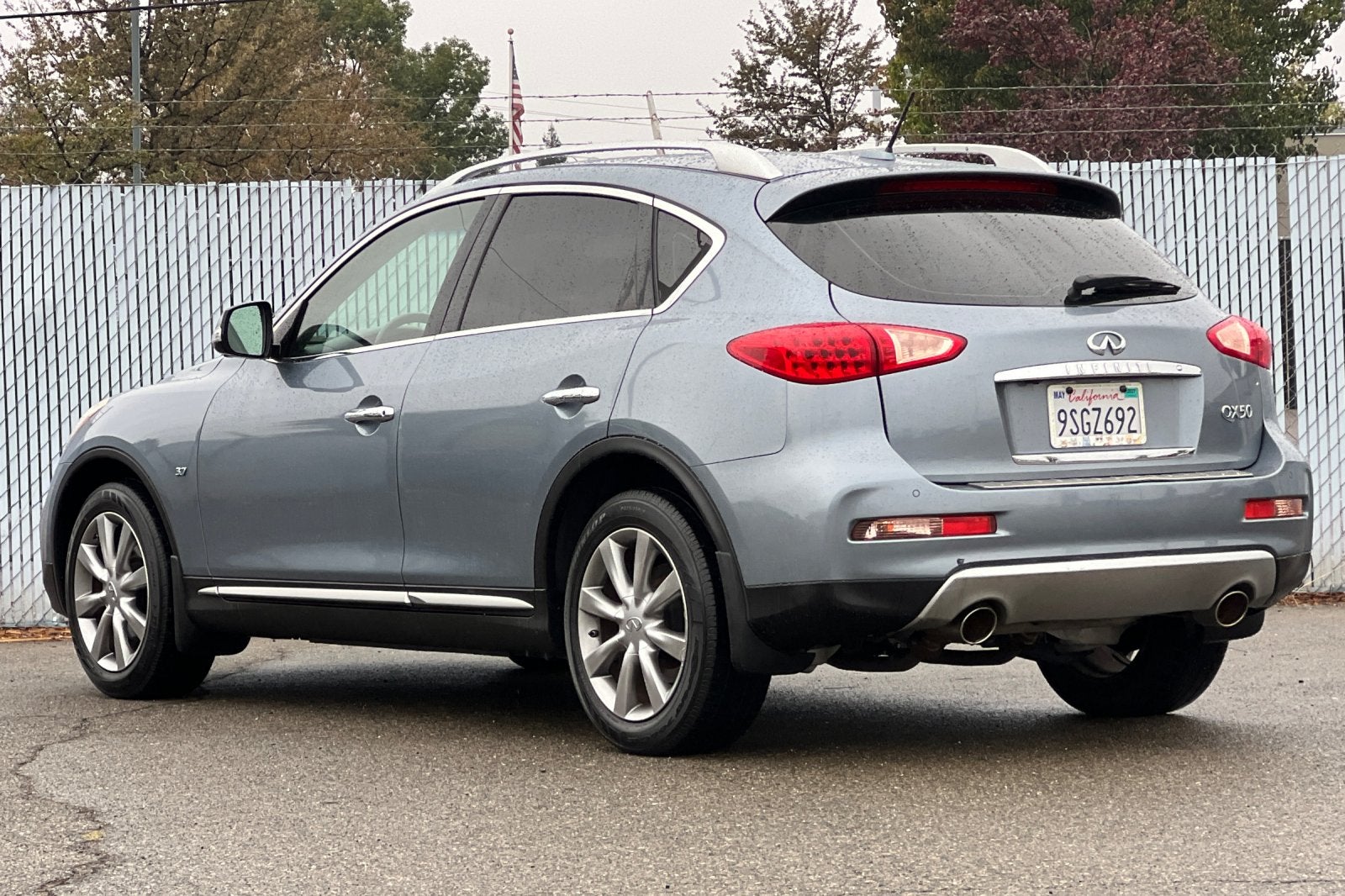 2017 INFINITI QX50 Base