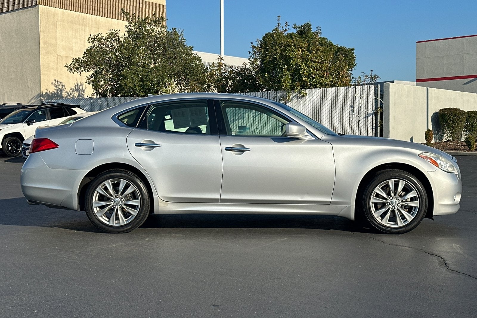 2012 INFINITI M37 Base