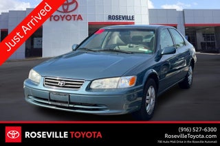 2000 Toyota Camry LE
