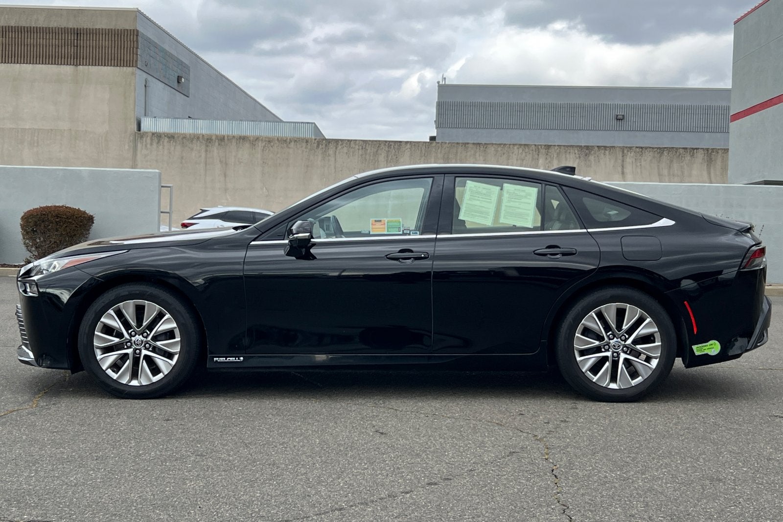 2023 Toyota Mirai XLE