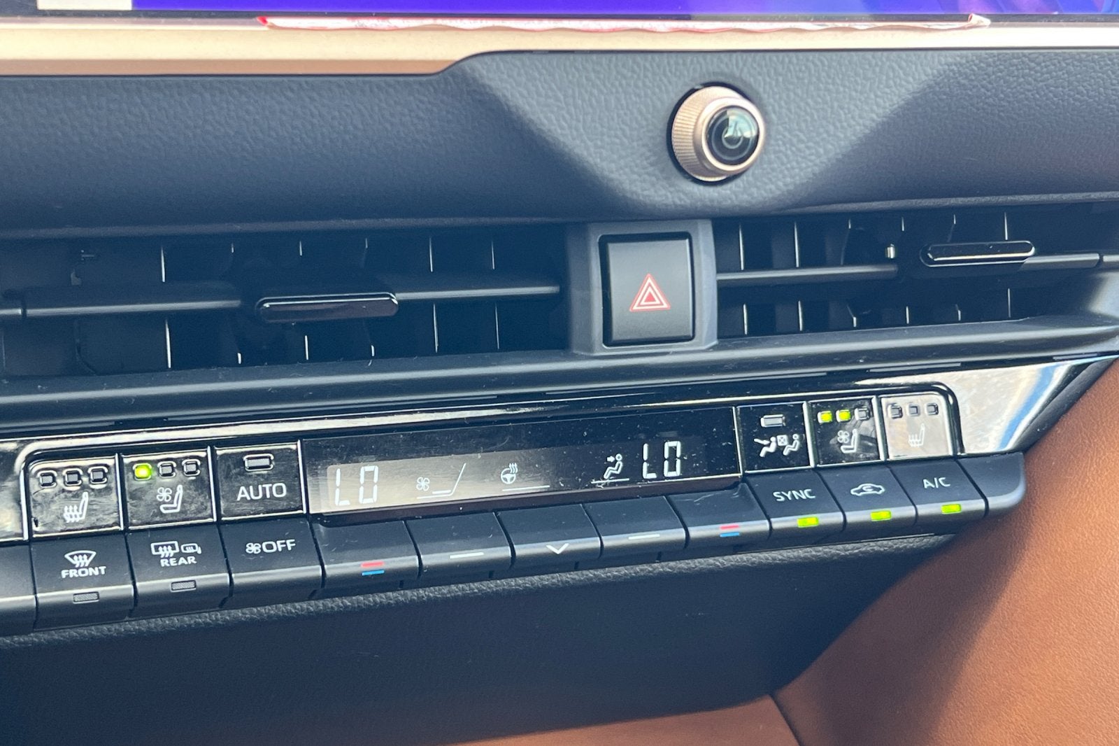 2025 Toyota Crown Signia Limited