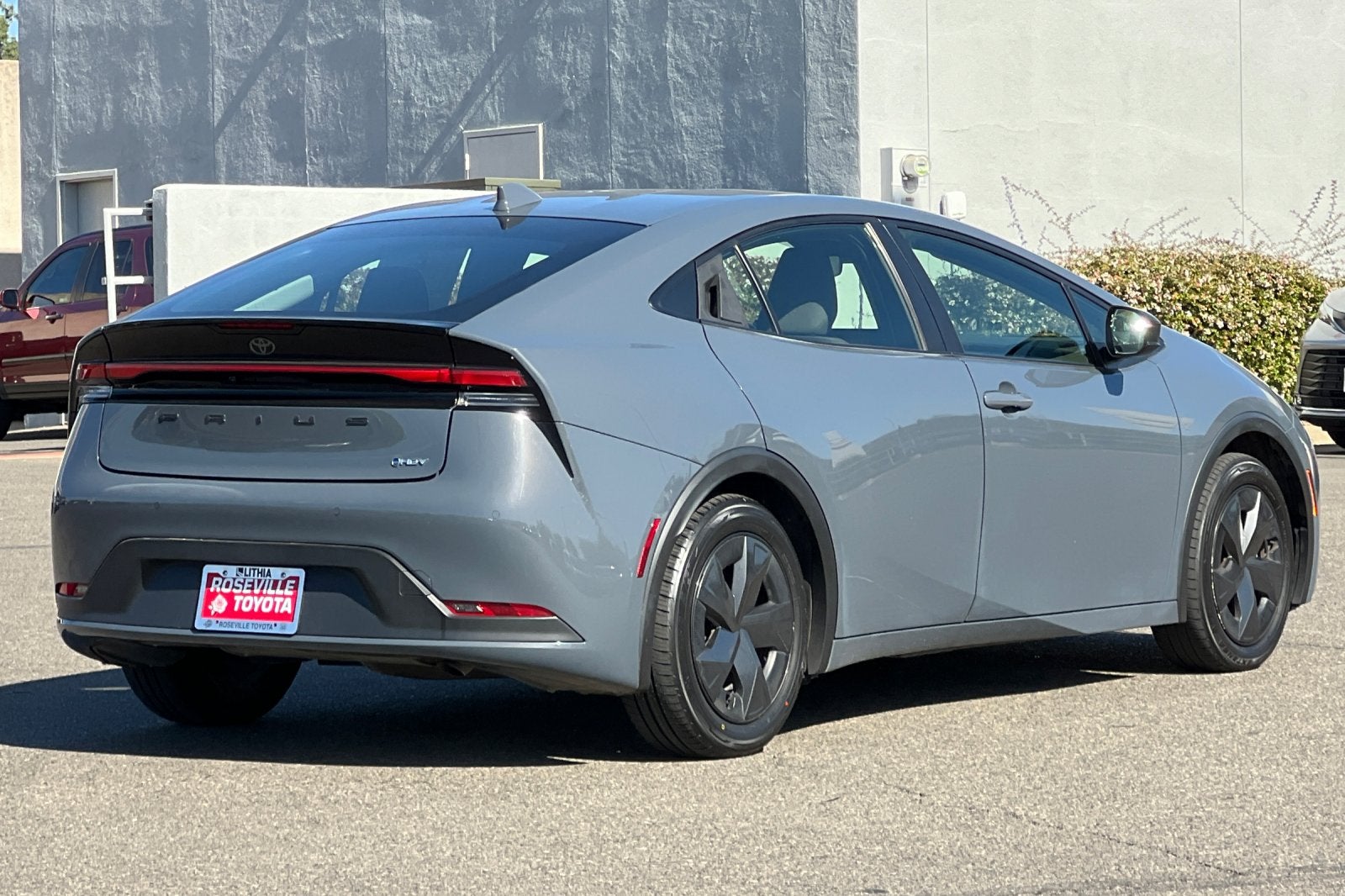 2023 Toyota Prius LE