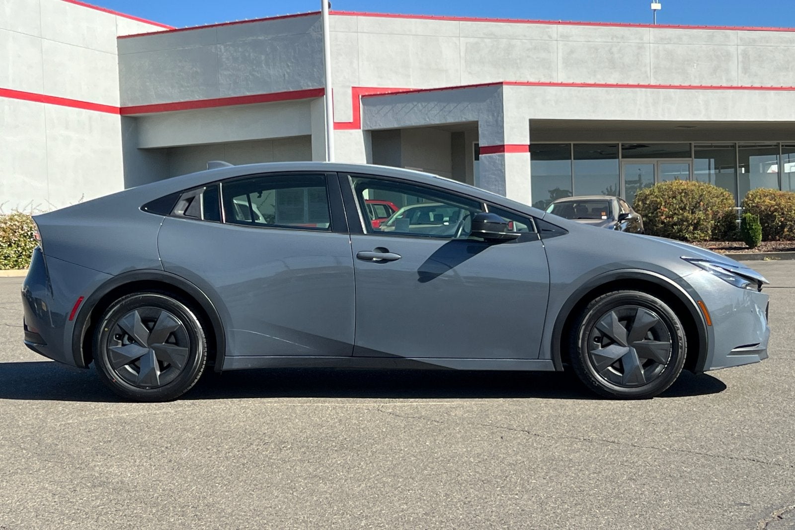 2023 Toyota Prius LE