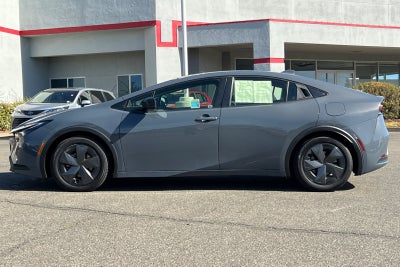 2023 Toyota Prius LE