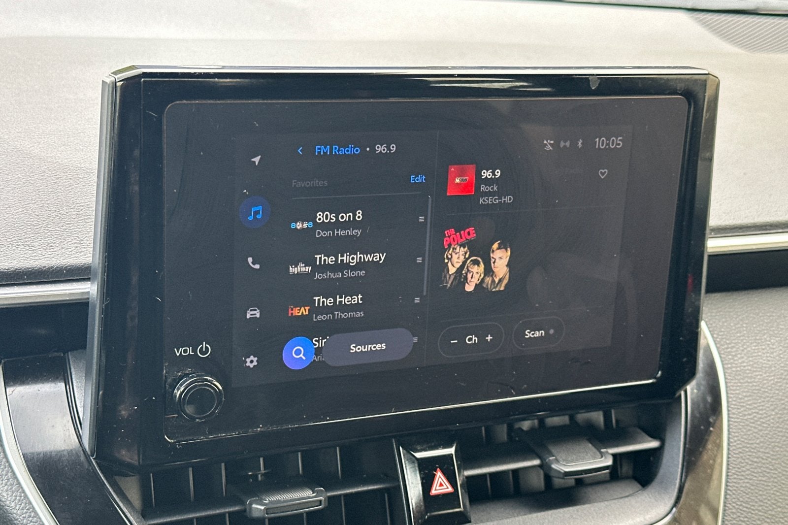 2023 Toyota Corolla Hybrid SE