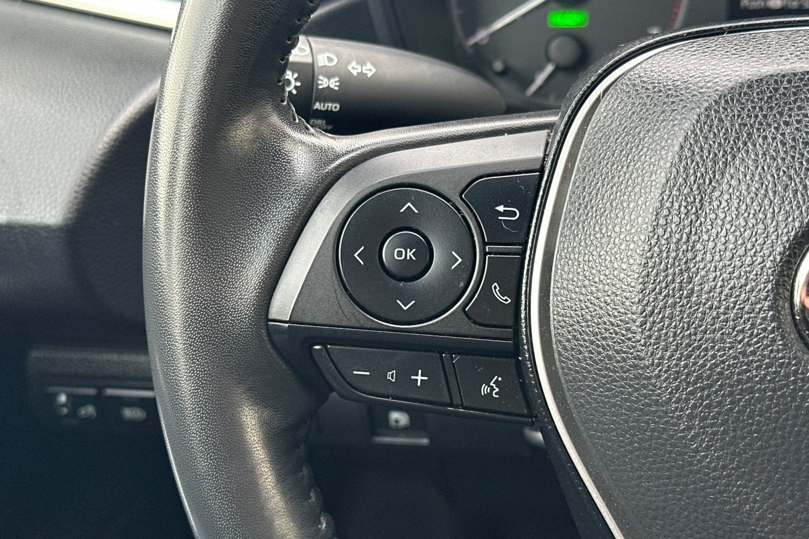 2023 Toyota Corolla Hybrid SE