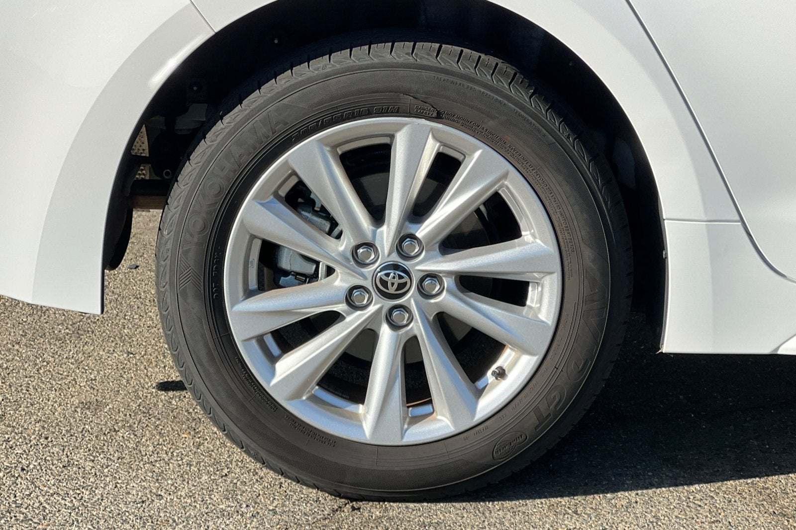 2025 Toyota Corolla Hybrid LE