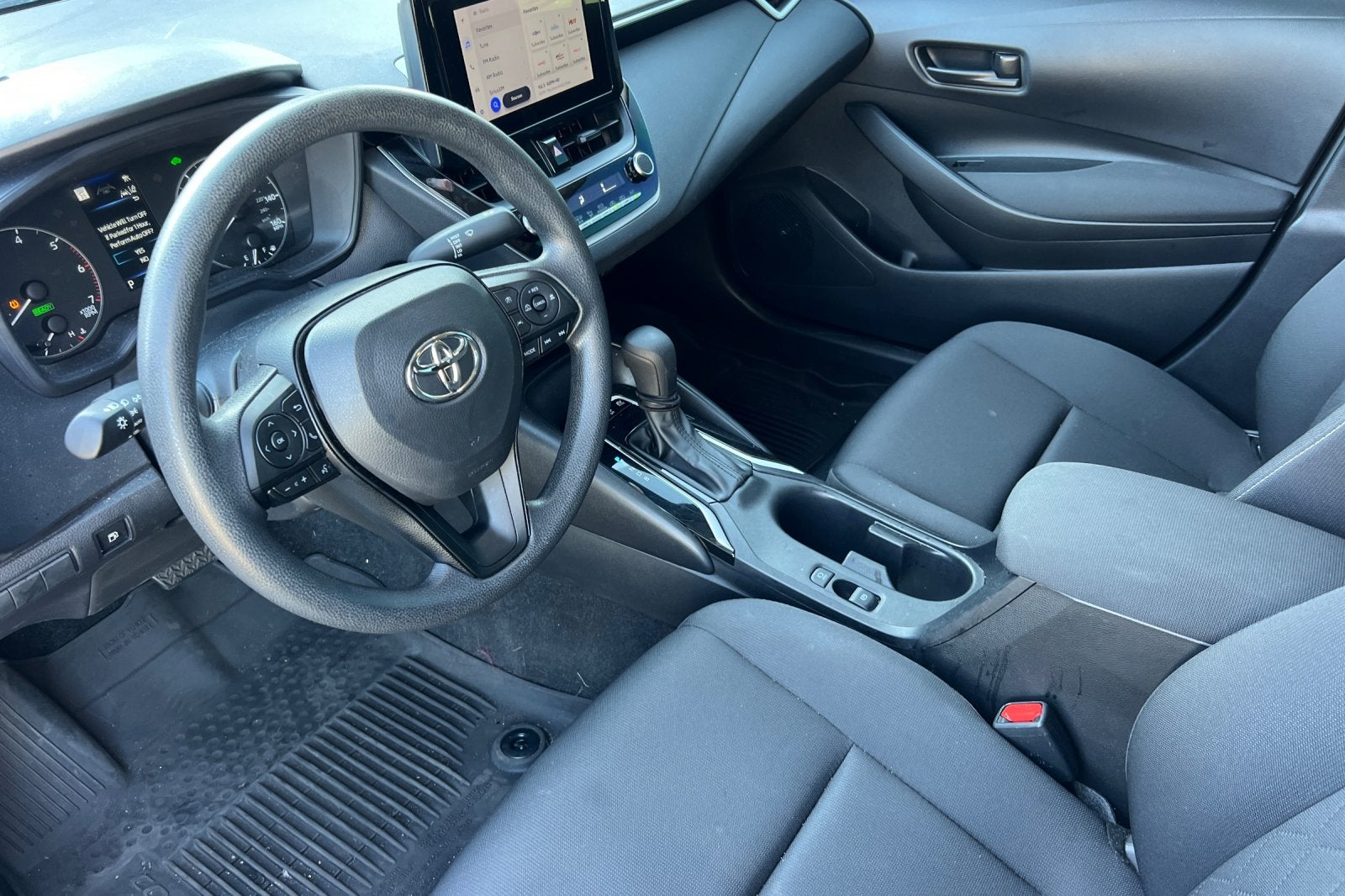 2025 Toyota Corolla Hybrid LE