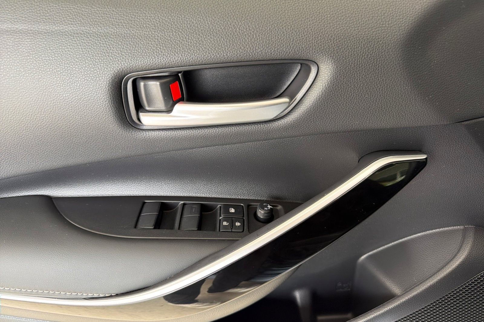 2026 Toyota Corolla Hybrid XLE