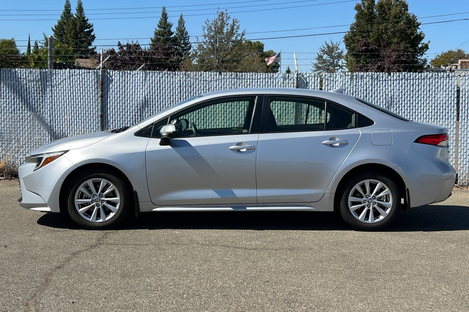 2024 Toyota Corolla Hybrid LE