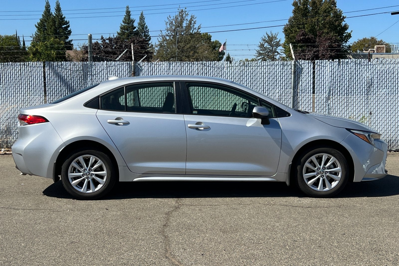 2024 Toyota Corolla Hybrid LE