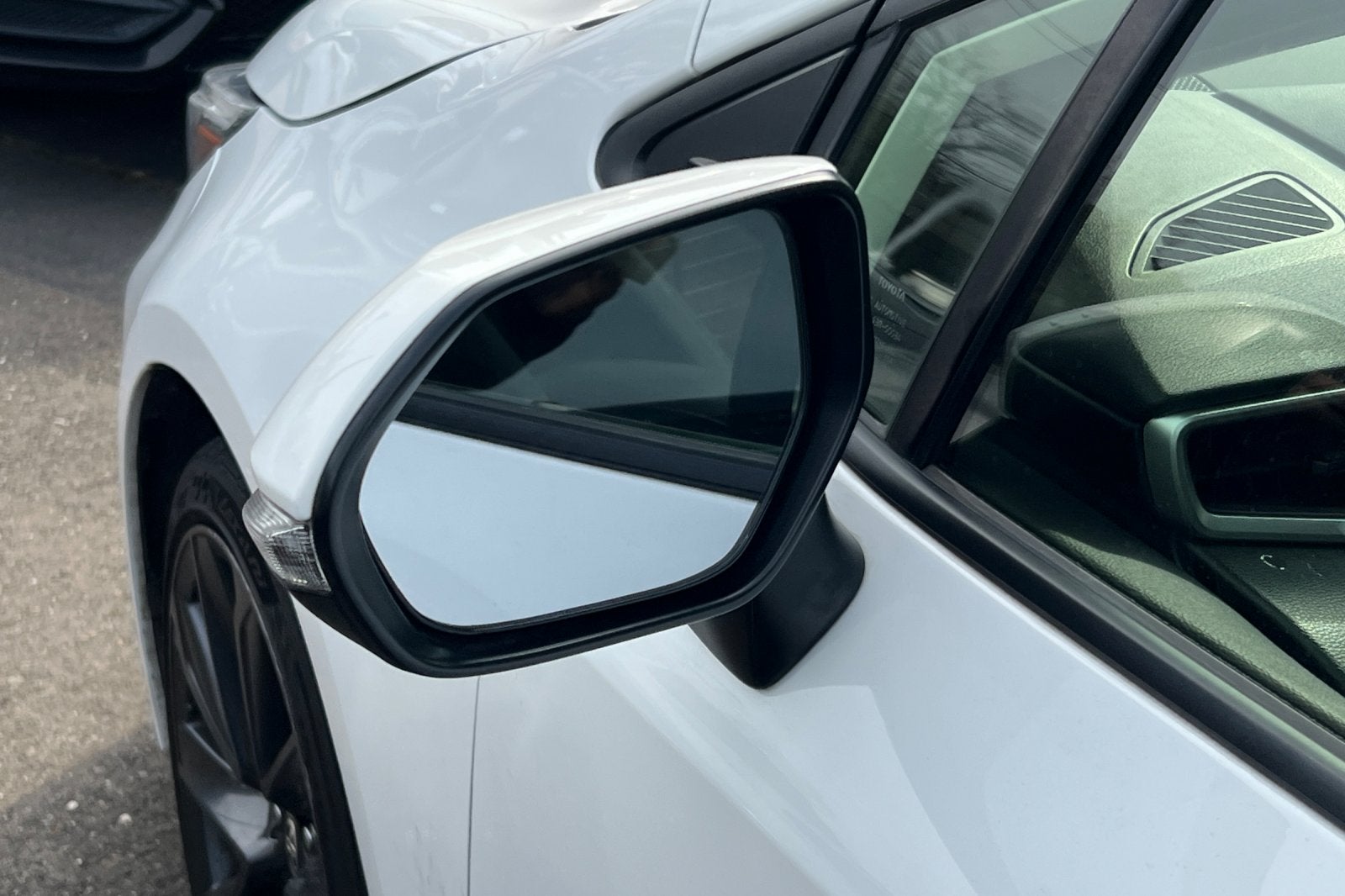 2023 Toyota Corolla Hybrid SE