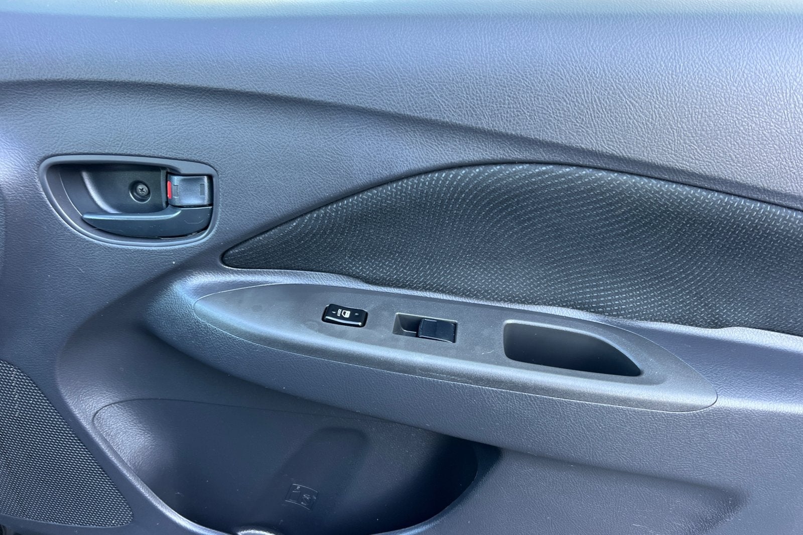 2012 Toyota Yaris Base