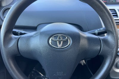 2012 Toyota Yaris Base