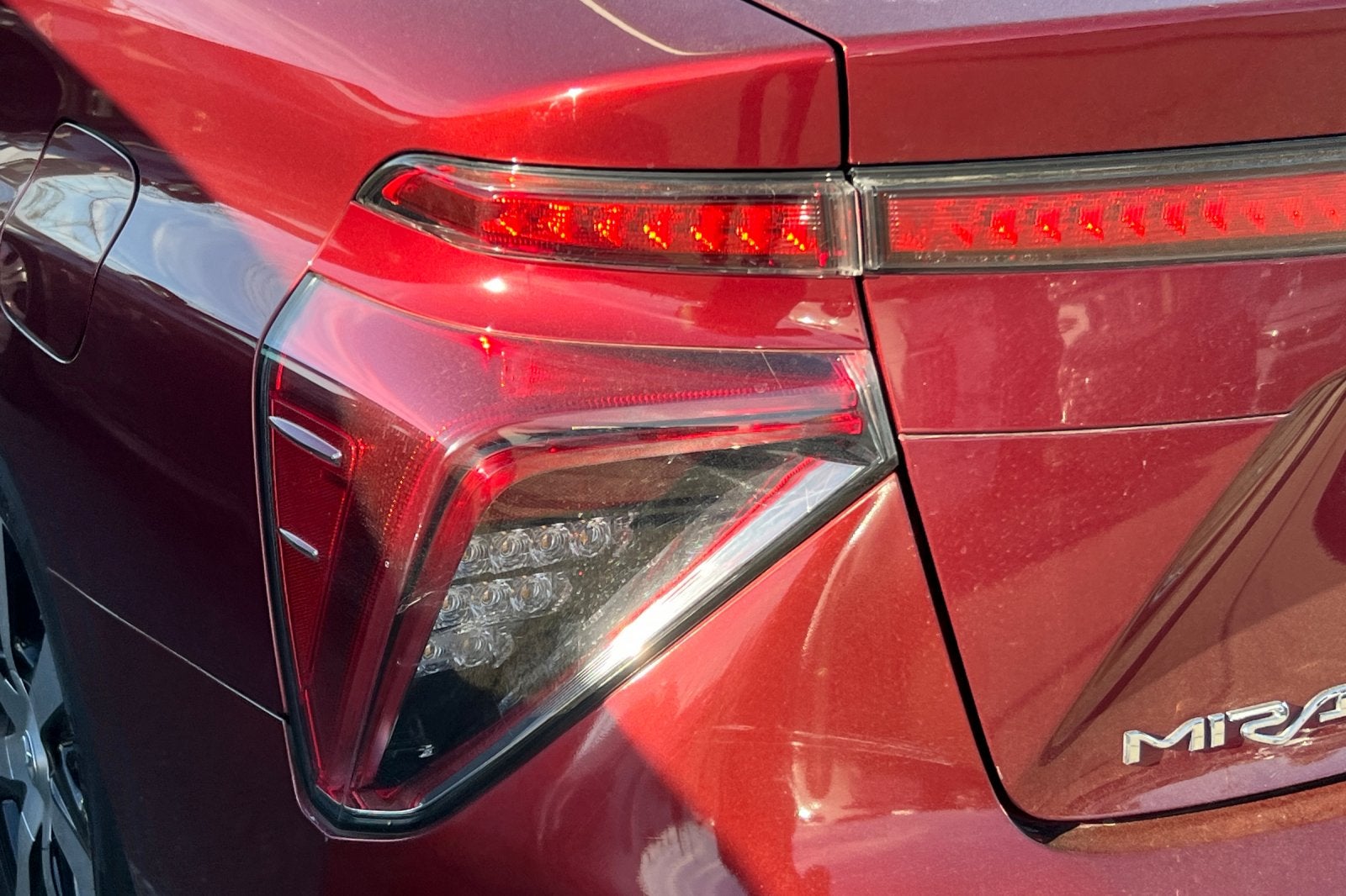 2018 Toyota Mirai Base