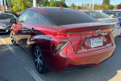 2018 Toyota Mirai Base