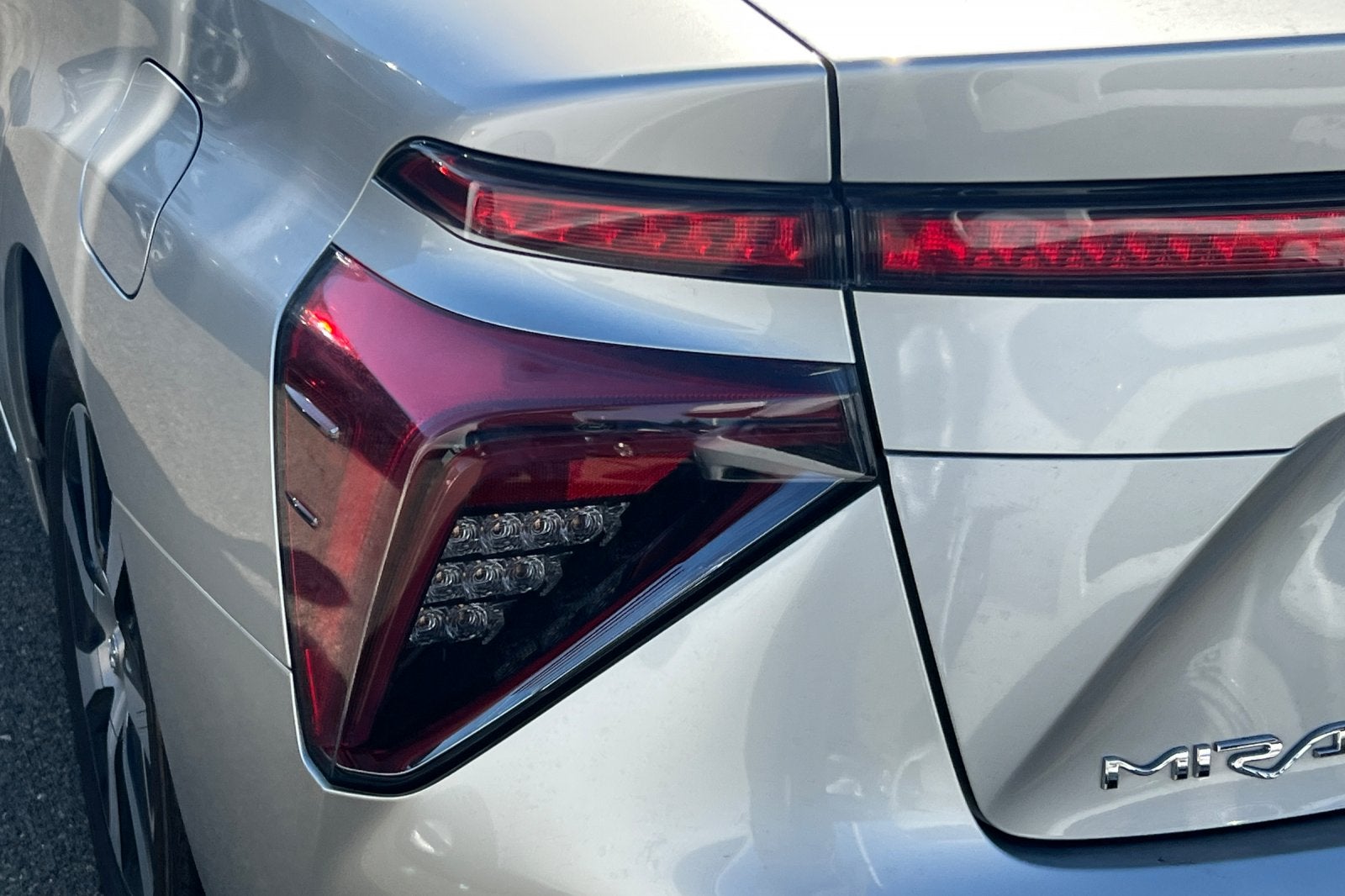 2020 Toyota Mirai Base