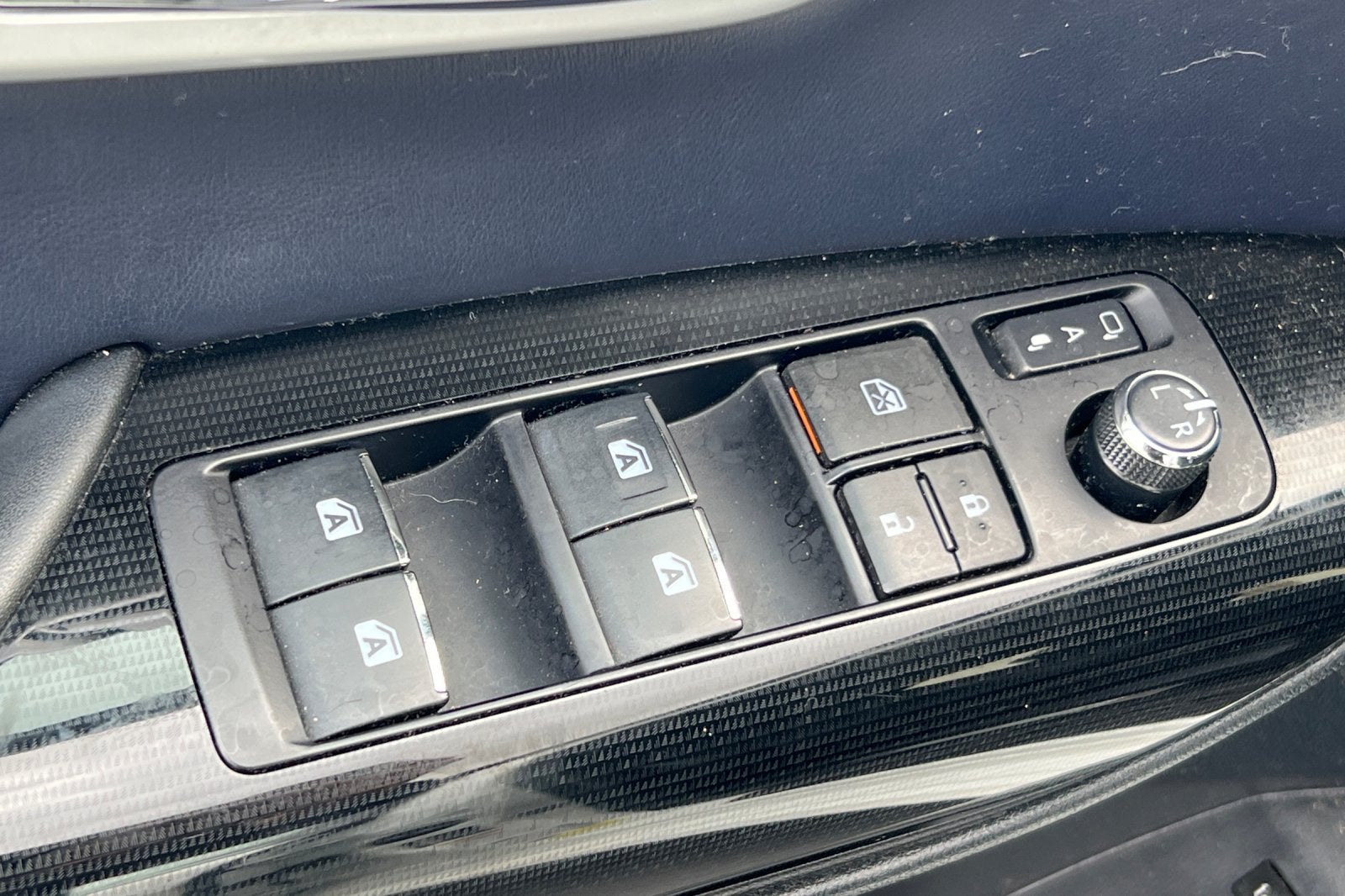 2017 Toyota Mirai Base